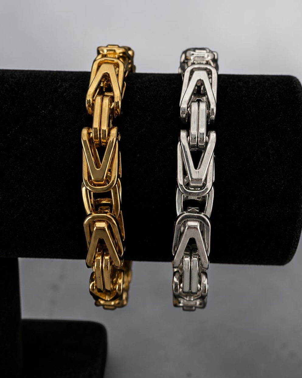 Armbänder